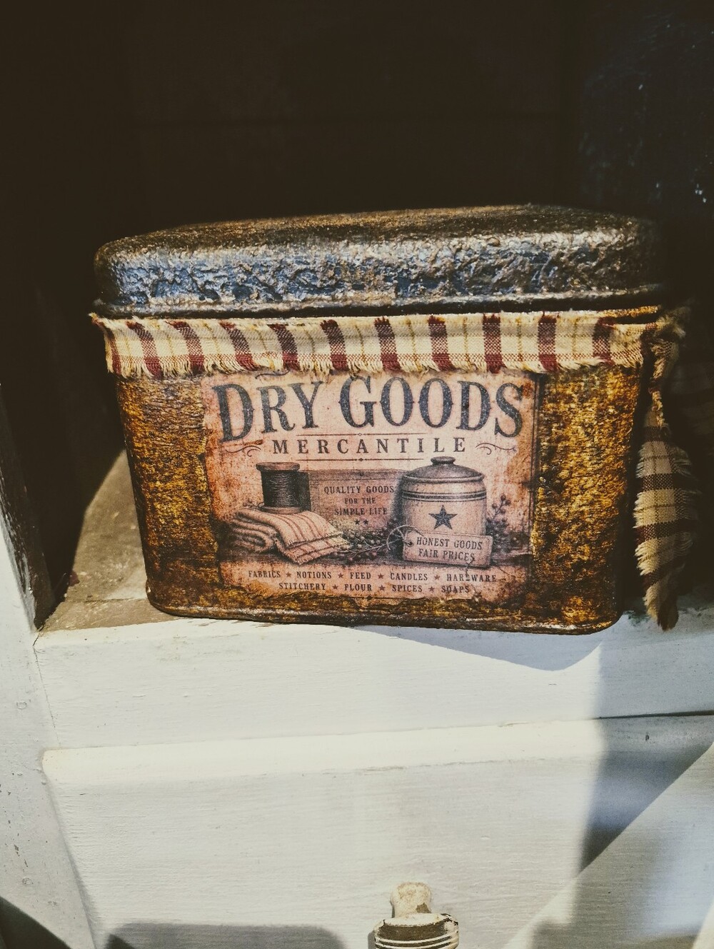 Primitive Grubby Can